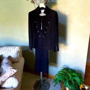 NWT Classic black Taharii pantsuit - size 10P